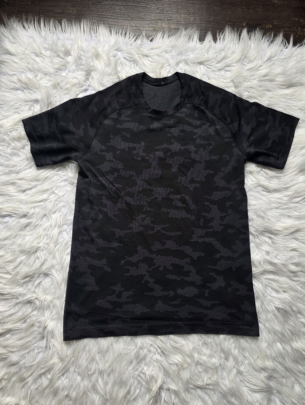 lululemon athletica Black Camo Short Sleeve Performance Tee